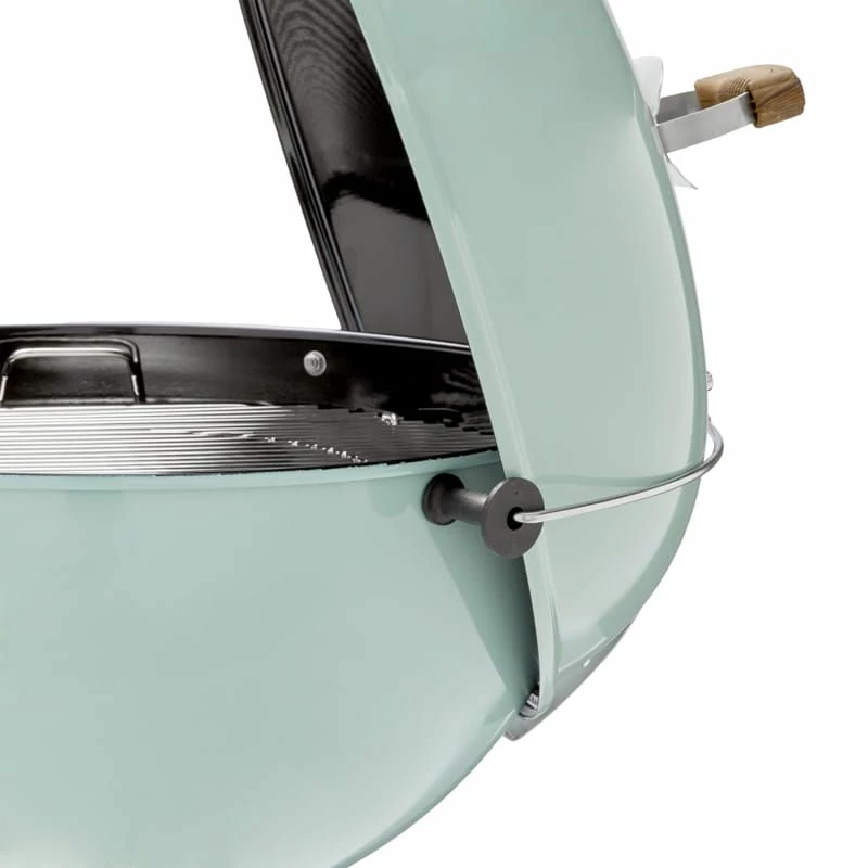 Weber 22 Inch 70th Anniversary Kettle Rock N Roll Blue 2 Weber 22 Inch 70th Anniversary Kettle Rock N Roll Blue - Image 2